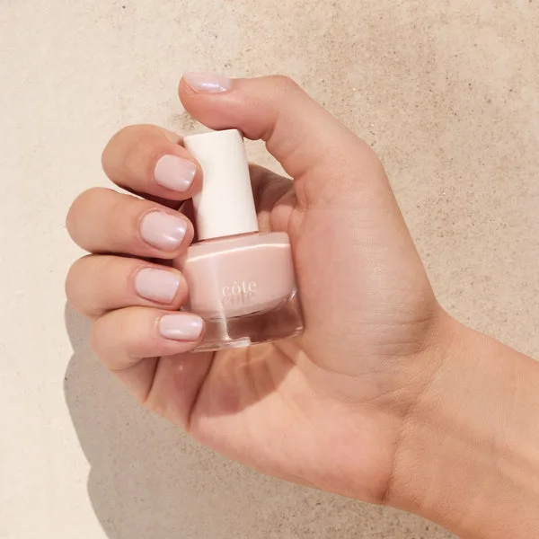 En Pointe Nail Polish
